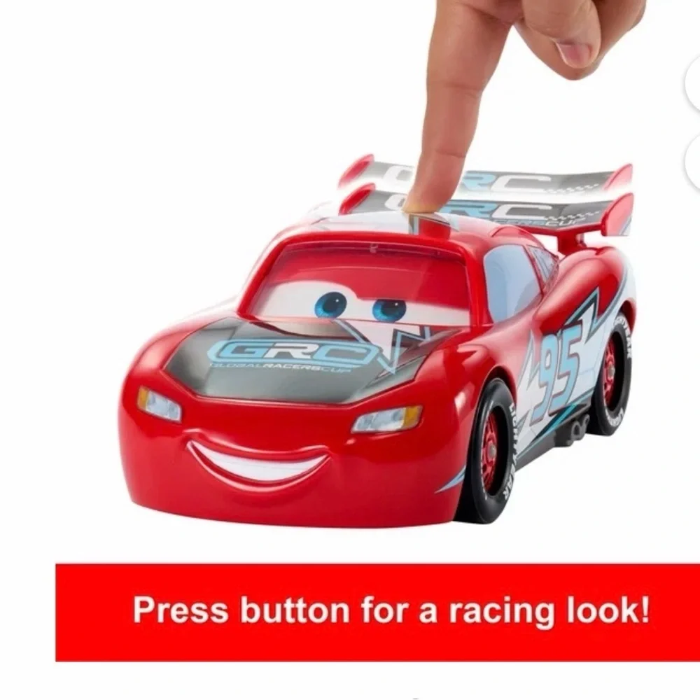 Disney Pixar Cars Global Racers Cup Drift & Race Lightning McQueen Car